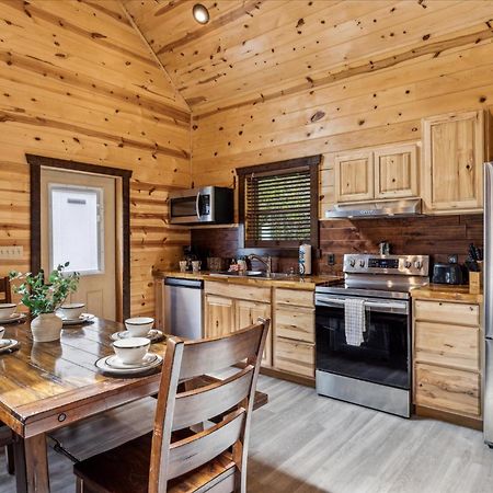 Music Row Cabin Starkeytown Exterior photo